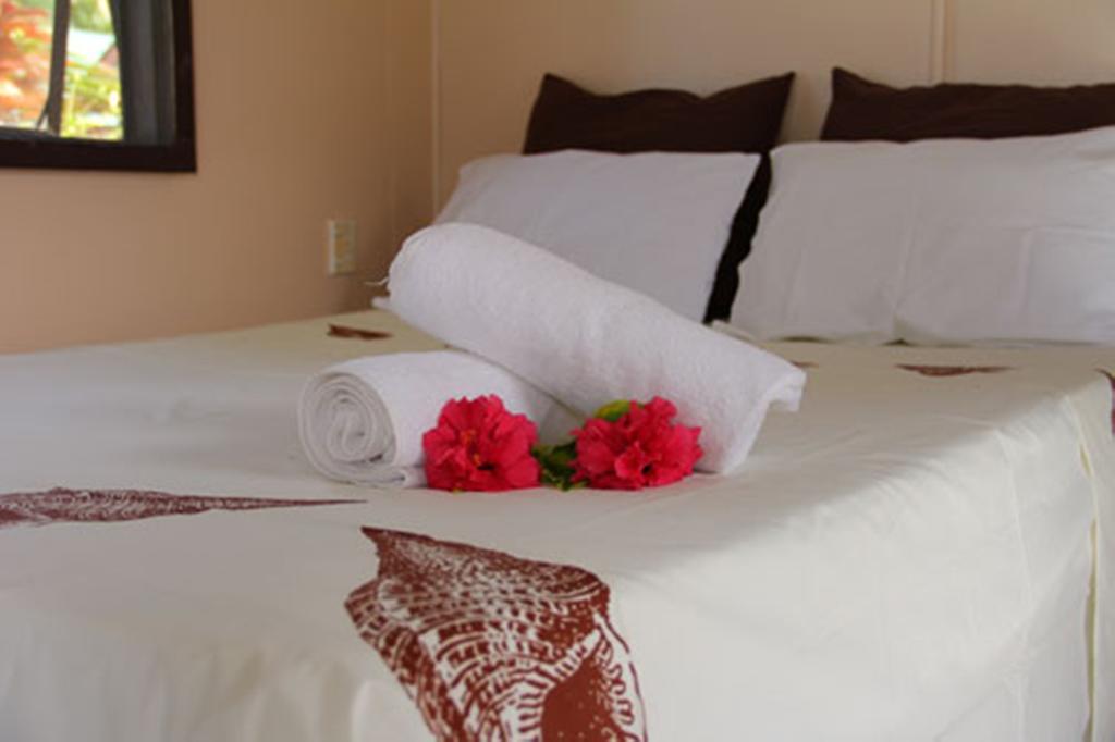 Aroko Bungalows Villa Avarua Bagian luar foto