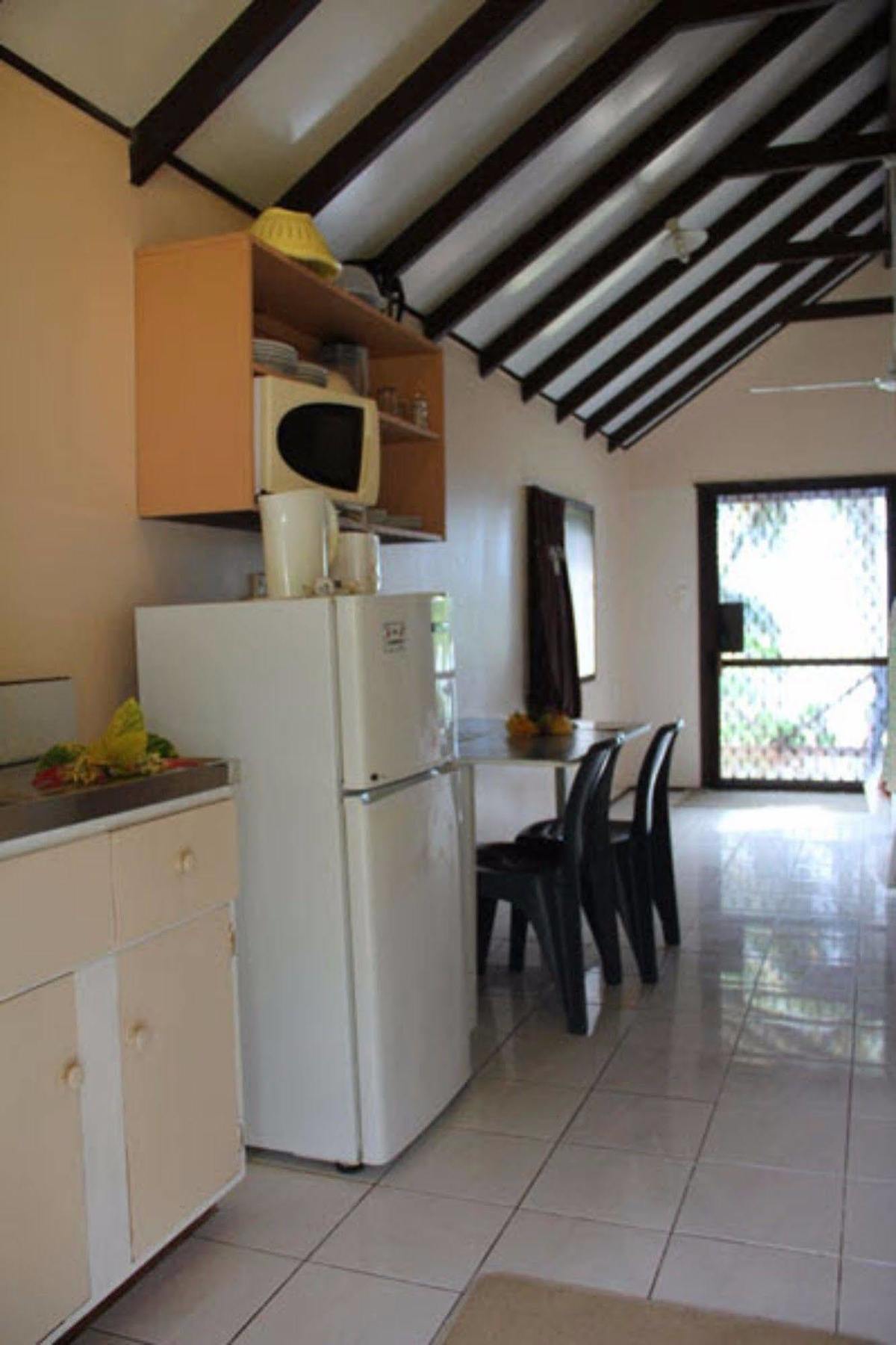 Aroko Bungalows Villa Avarua Bagian luar foto