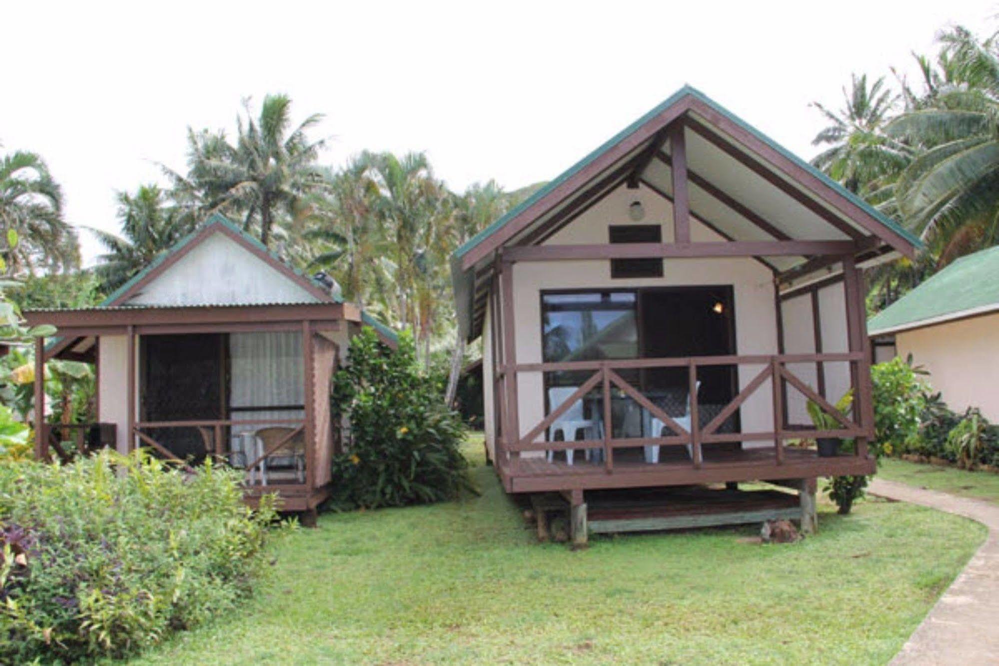 Aroko Bungalows Villa Avarua Bagian luar foto